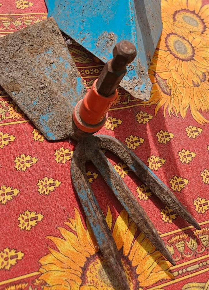 Outillage Gardena, Tuin en Terras, Hand-tuingereedschap, Zo goed als nieuw, Overige soorten, Ophalen of Verzenden