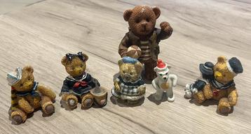 6 beeldjes van beertjes beschikbaar voor biedingen