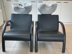 2 wasstafels en 2 kappersstoelen, Ophalen