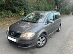 Vw touran 19tdi 105pk 6vit 1main mod 2008 clim ja ctok, Auto's, Voorwielaandrijving, Zwart, 4 cilinders, Te koop