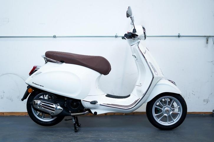 VESPA PRIMAVERA 125, Motoren, Motoren | Piaggio, Bedrijf, Scooter, 11 kW of minder, 1 cilinder, Ophalen