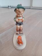 Hummel kindje met haas, Ophalen of Verzenden