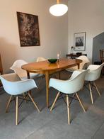 4 witte stoelen Eames (replica), Huis en Inrichting, Ophalen, Gebruikt, Wit, Eames, modern