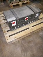 caisse - coffre militaire - croix rouge, Ophalen, Landmacht, Kist of Geocache
