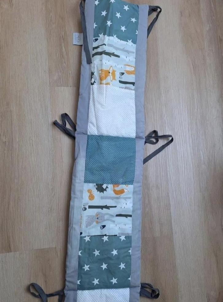 ULLENBOOM Tour de lit bébé forêt pétrole bleu 180x30 cm, Enfants & Bébés, Chambre d'enfant | Linge de lit, Utilisé, Autres types