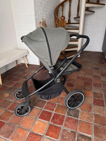 Kinderwagen beschikbaar voor biedingen