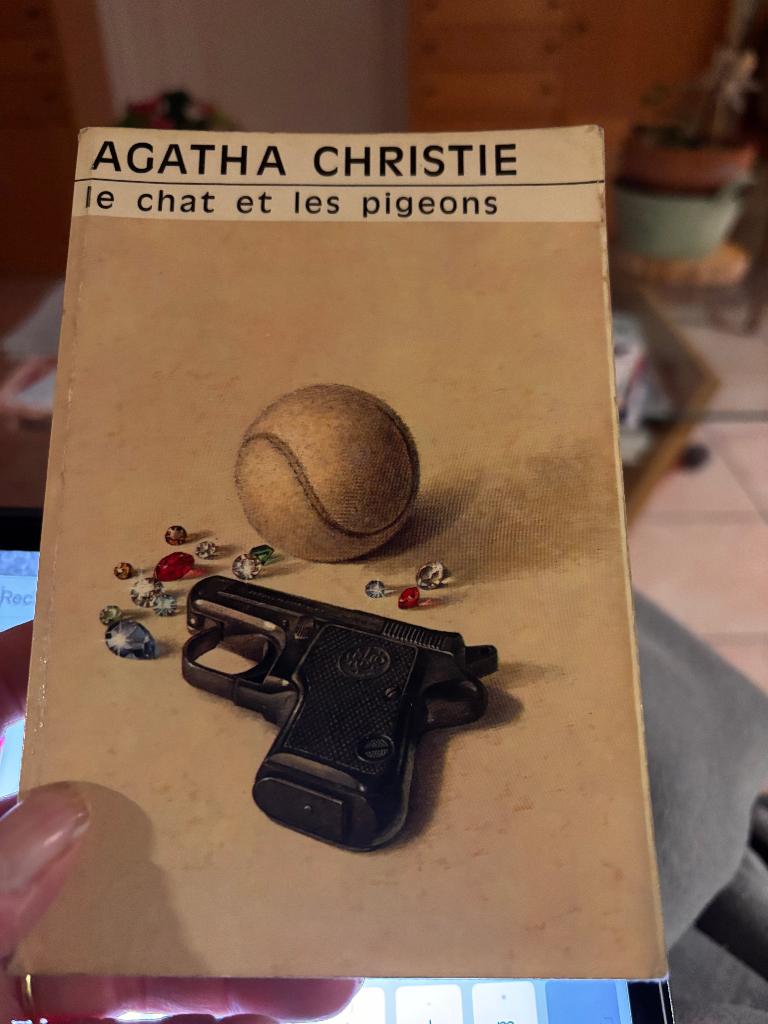 Le chat et les pigeons (Agatha Christie), Boeken, Detectives, Ophalen of Verzenden