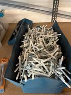 Nagelpluggen, Ophalen, Nieuw