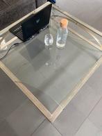 Glazen tafel met een kapote hoek van de bovenste glas, Huis en Inrichting, Tafels | Salontafels, Ophalen, Zo goed als nieuw, Glas