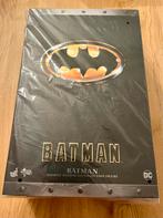 Hot Toys MMS692 Batman 1989, Verzamelen, Ophalen, Zo goed als nieuw