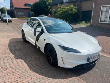 NEW Tesla MODEL 3 Performance 04/2025 beschikbaar voor biedingen