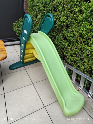 Glijbaan beschikbaar voor biedingen