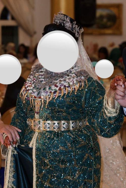 Marokkaanse takshita, Kleding | Dames, Trouwkleding en Trouwaccessoires, Zo goed als nieuw, Ophalen