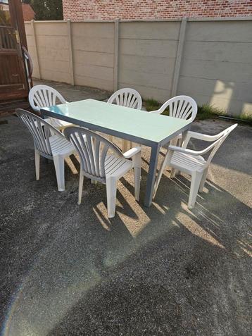 Tuinset 1 tuintafel + 6 tuinstoelen voor 80 euro Gebruikt  beschikbaar voor biedingen