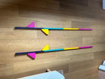 Houten stelten voor kinderen beschikbaar voor biedingen