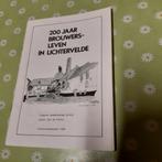 200j Brouwersleven in Lichtervelde, Livres, Comme neuf, Karel Van de Poele, Enlèvement ou Envoi
