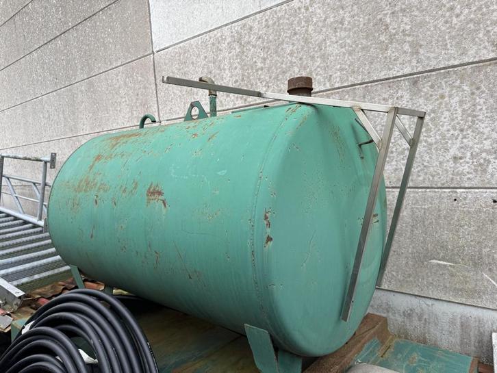 Tank met lekbak – 1500 liter, Bricolage & Construction, Outillage | Pièces de machine & Accessoires, Utilisé, Enlèvement