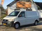 Volkswagen Transporter T5 2.5 TDI 96kW Euro 4 L2H1 Lang Airc, Auto's, Voorwielaandrijving, Stof, Gebruikt, 2500 kg