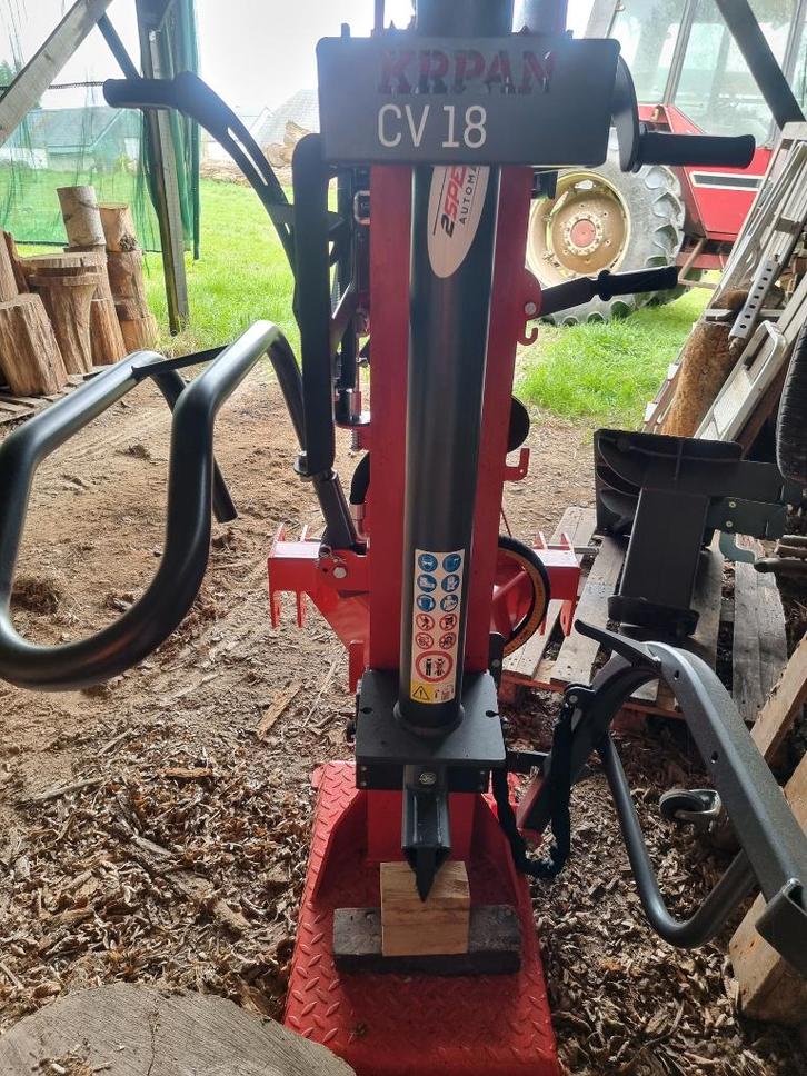 Fendeuse KRPAN CV18 KPRO, Articles professionnels, Agriculture | Outils, Autre, Autres types, Enlèvement ou Envoi