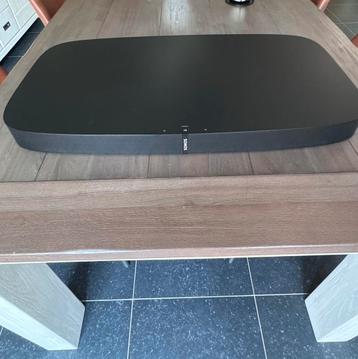 Sonos PLAYBASE beschikbaar voor biedingen