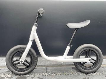 MOOI LOOPFIETSJE VOOR KINDEREN 10 INCH RUNRIDE 100 WIT ZWART beschikbaar voor biedingen