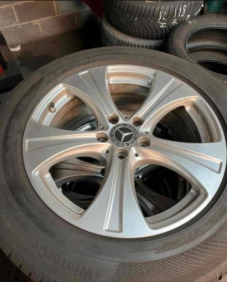 Originele velgen van Mercedes met winterbanden, Auto-onderdelen, Banden en Velgen, Velg(en), Winterbanden, Ophalen