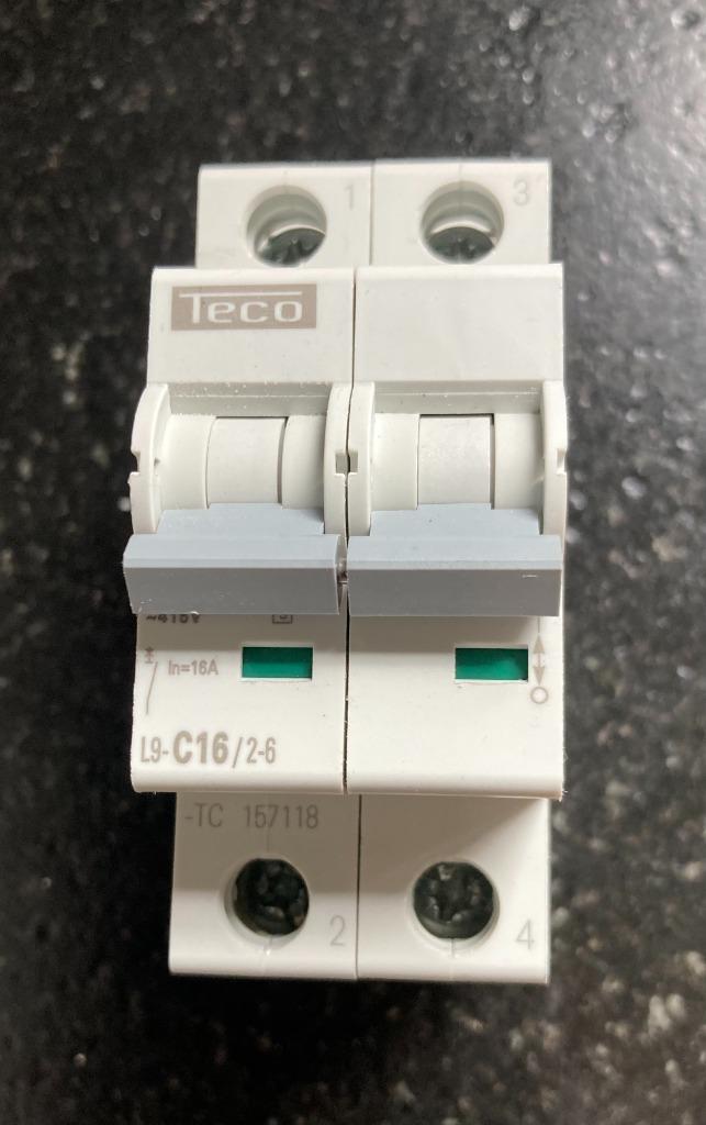 AUTOMATISCHE ZEKERINGEN, Doe-het-zelf en Bouw, Elektriciteit en Kabels, Gebruikt, Schakelaar, Ophalen of Verzenden
