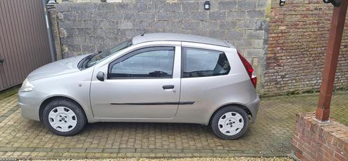 Fiat Punto Te koop TIP/TOP, Auto's, Fiat, Particulier, Punto, ABS, Airbags, Bluetooth, Centrale vergrendeling, Elektrische ramen
