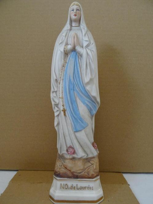 Antiek Mariabeeld porseleinen Mariabeeld ND. de Lourdes 28cm, Antiek en Kunst, Antiek | Religieuze voorwerpen, Ophalen of Verzenden