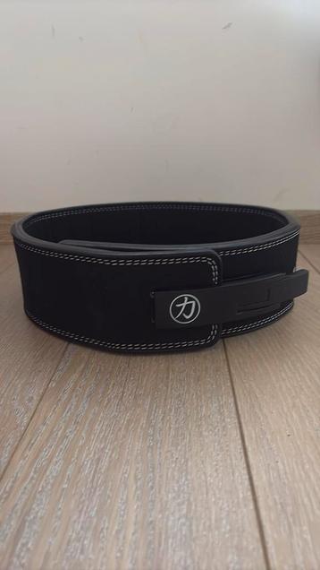Lifting Belt Strength Shop maat: L / 13mm IPF approved beschikbaar voor biedingen