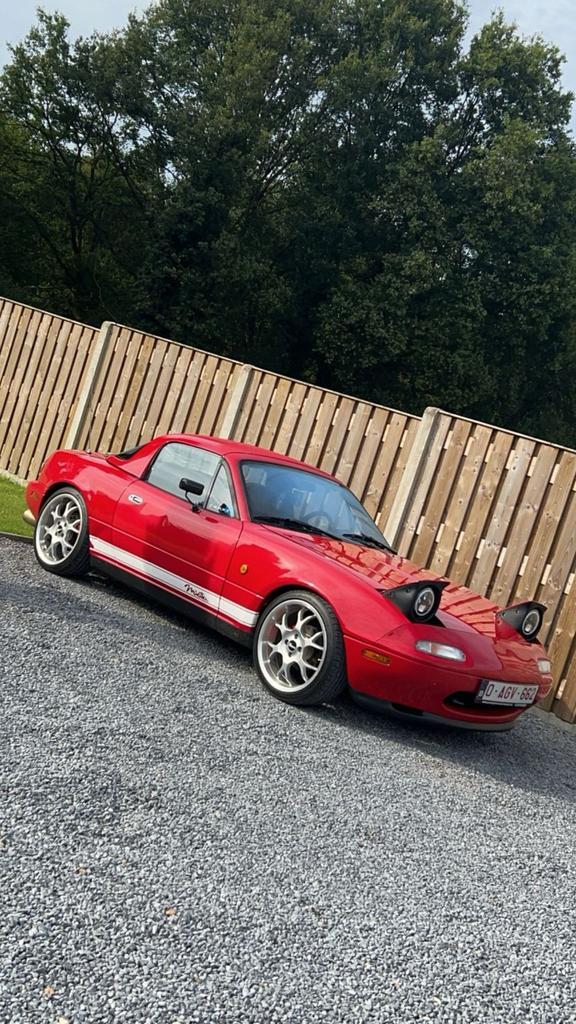 Te koop: Mazda MX-5 NA, Auto's, Mazda, Particulier, MX-5, Benzine, Cabriolet, 3 deurs, Handgeschakeld, Rood, Zwart, Stof, Achterwielaandrijving
