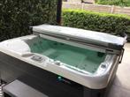 Jacuzzi Hotspring Highlife collection, Tuin en Terras, Ophalen, Zo goed als nieuw, Filter, Vast