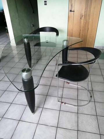 Vintage design gebogen glazen tafel Rolf Benz beschikbaar voor biedingen