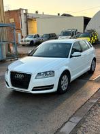 AUDI A3 1.6TDI EURO 5 / 2012, Auto's, Euro 5, Zwart, 4 cilinders, 1600 cc
