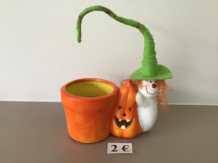 diverses décorations d'Halloween, Hobby & Loisirs créatifs, Articles de fête, Comme neuf, Enlèvement ou Envoi