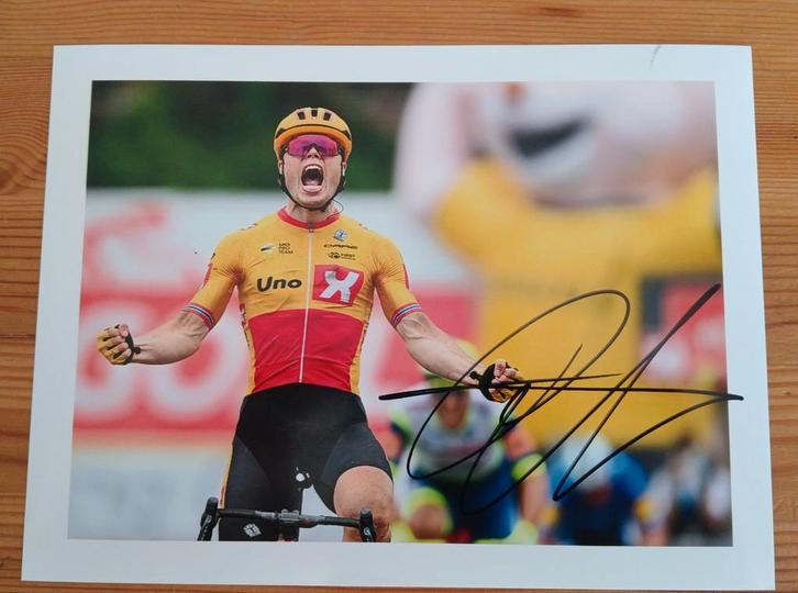 Gesigneerde foto van Rasmus Tiller., Sport en Fitness, Wielrennen, Nieuw, Verzenden