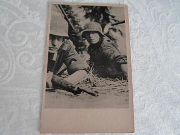 postkaart Duitse militairen 1940-45 beschikbaar voor biedingen