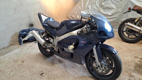 Suzuki Gsx r 600 srad baanmotorfiets uit 1997, Motoren, Motoren | Suzuki, Particulier, Ophalen