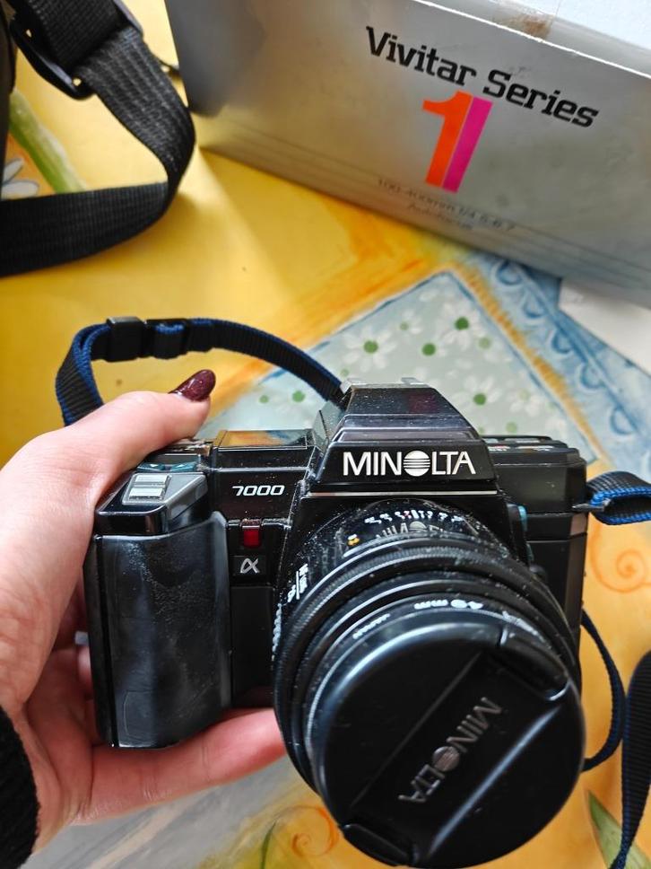 Minolta 7000: body + 3 lenzen + bescherming, Audio, Tv en Foto, Fotocamera's Analoog, Gebruikt, Spiegelreflex, Minolta, Ophalen