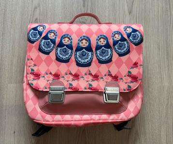 Jeune Premier boekentas Matroushka (Nieuw!) beschikbaar voor biedingen