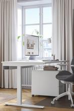Verstelbare bureau, Ophalen, In hoogte verstelbaar, Zo goed als nieuw, Bureau