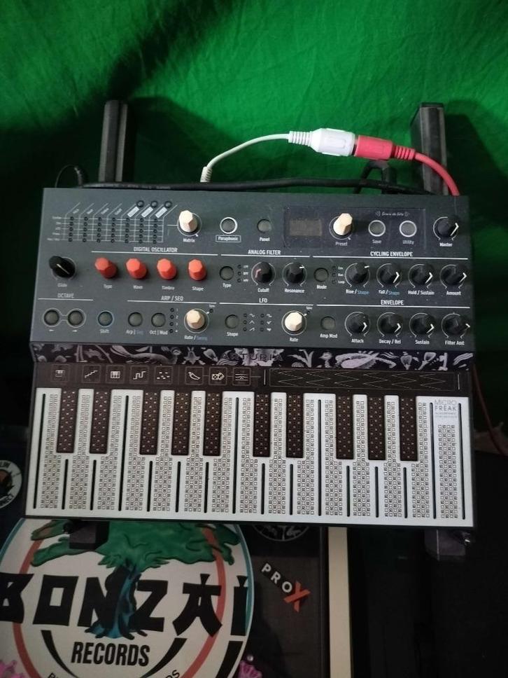 Microfreak Arturia ( Met microphone ), Muziek en Instrumenten, Synthesizers, Zo goed als nieuw, Overige merken, Ophalen