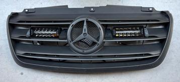 Mercedes Sprinter verstralers / ledbalken grille beschikbaar voor biedingen