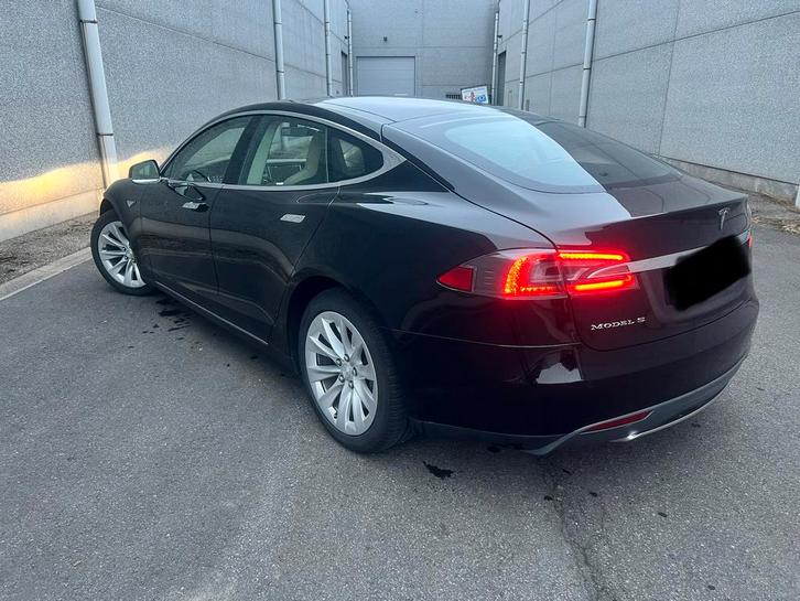 Tesla model s 60, Auto's, Tesla, Particulier, Model S, Elektrisch, Berline, Automaat, Zwart, Beige, Leder, Achterwielaandrijving