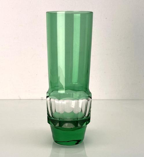 Vase Art Déco en cristal vert taillé, Antiquités & Art, Antiquités | Verre & Cristal, Enlèvement ou Envoi