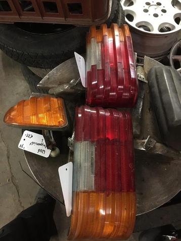 mercedes w115 achterlicht Links en Rechts beschikbaar voor biedingen