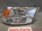 DODGE RAM 1500 2009 T/M 2012 KOPLAMP RECHTS ORIGINEEL, Auto-onderdelen, Ophalen of Verzenden, Gebruikt, Dodge