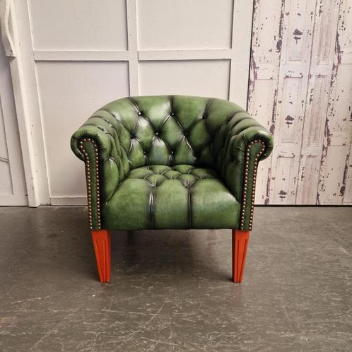 Chesterfield Club Chair – Knopenzit – Antiek Groen, Antiek en Kunst, Antiek | Meubels | Stoelen en Sofa's, Ophalen