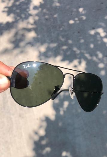 Rayban zwart met doos krasvrij