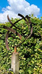 Abstract tuinbeeld in metaal, Ophalen, Zo goed als nieuw, Metaal